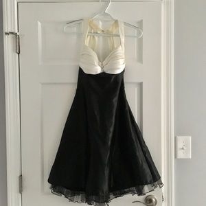 Short black/white semi-formal dress